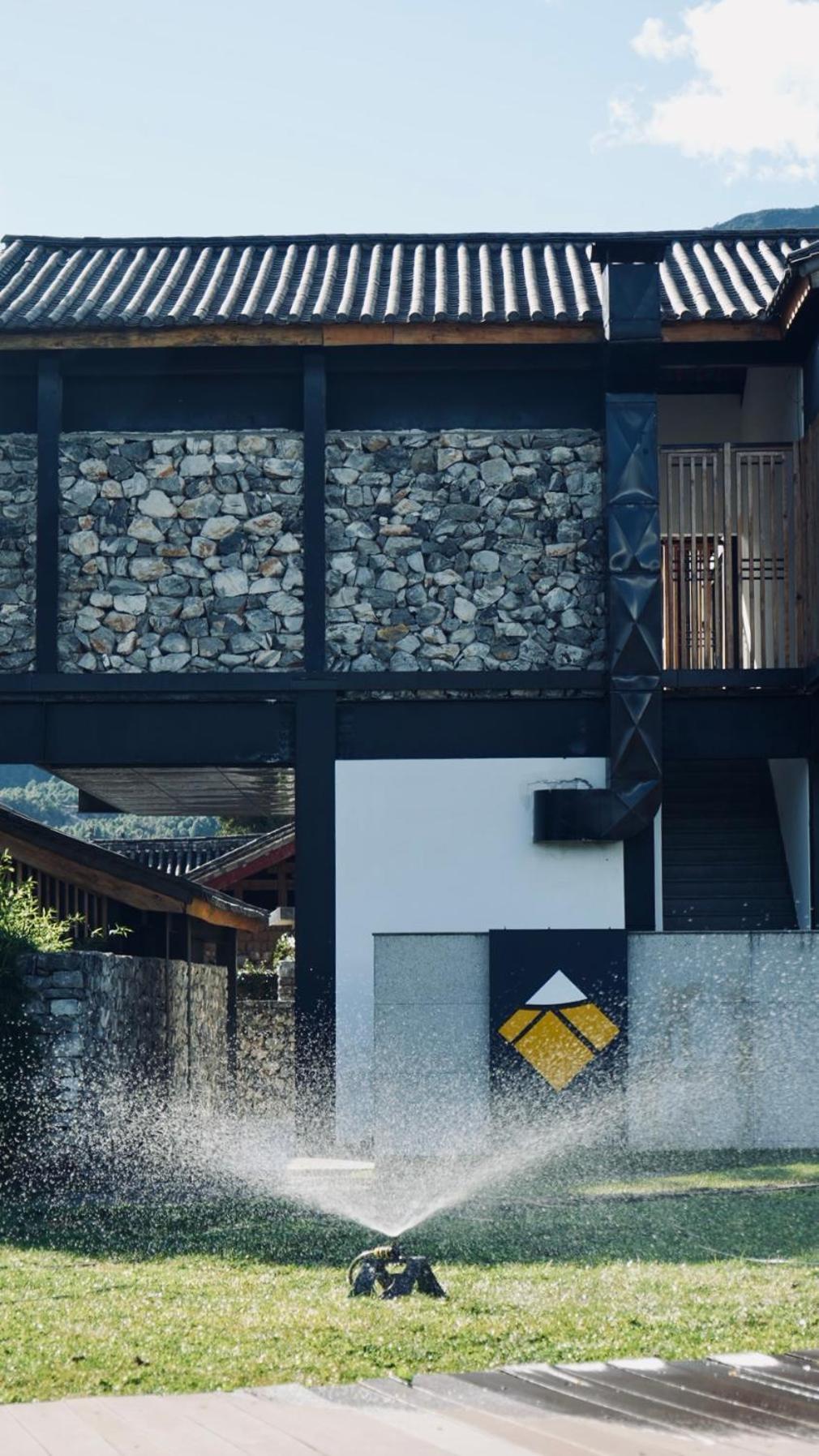 The Rock Hotel Lijiang  Eksteriør bilde